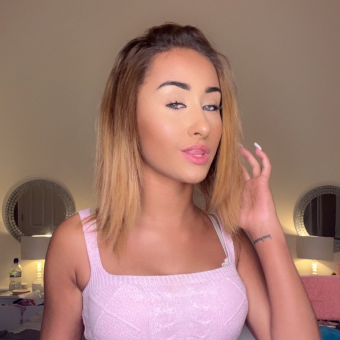 Nyaa_'s profile - E-Pal