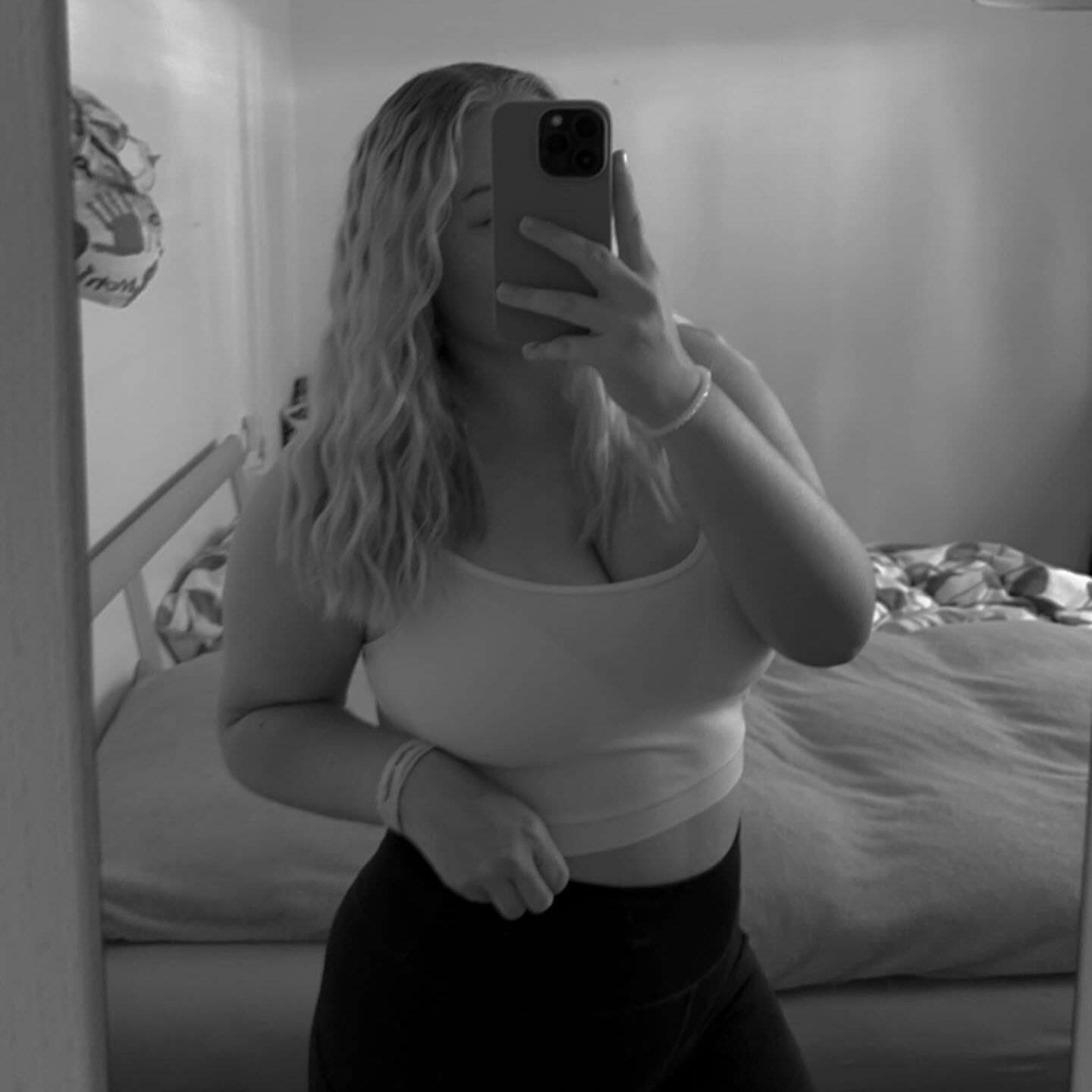 sweet-melina-s-profile-e-pal