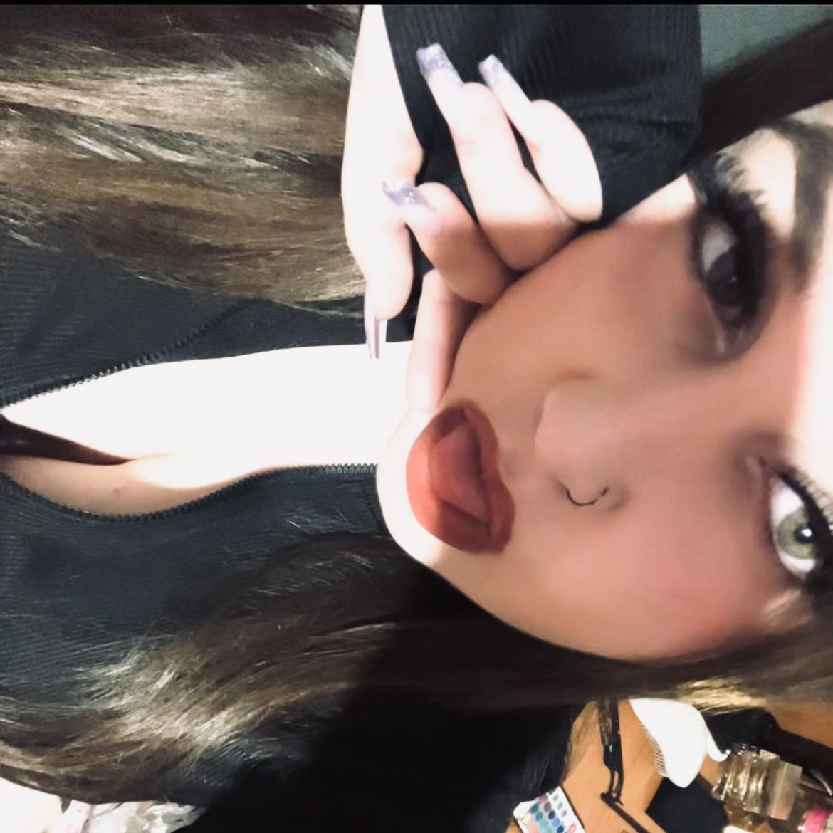 Naughty Peach's profile - E-Pal