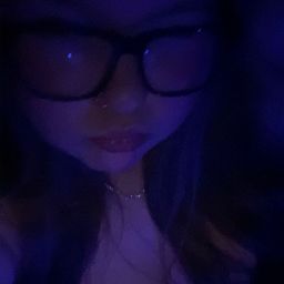 Cloudyy<3 avatar
