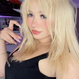 PeachyCurse avatar