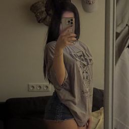 LoreIie avatar