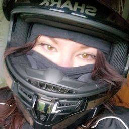 MoonAna avatar