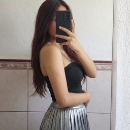 Larissa<3 avatar