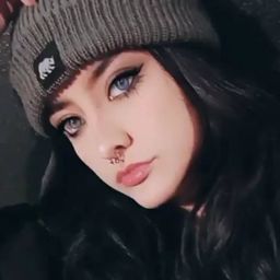 OnlyXhat avatar