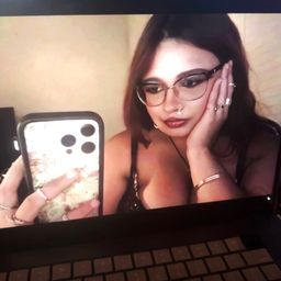 LolaSky avatar