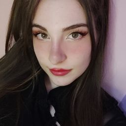 Luna🌙 avatar