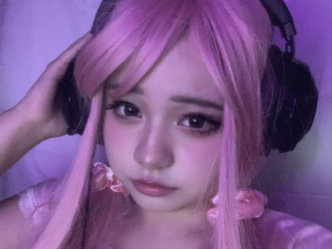 Yumew s Profile E Pal